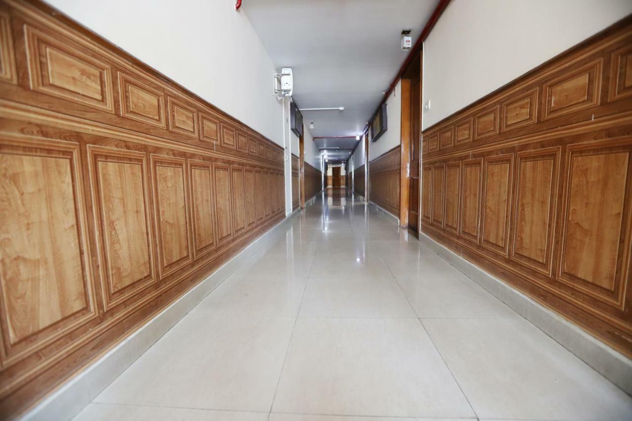 Hotel Radhika Regency Rourkela Exteriör bild
