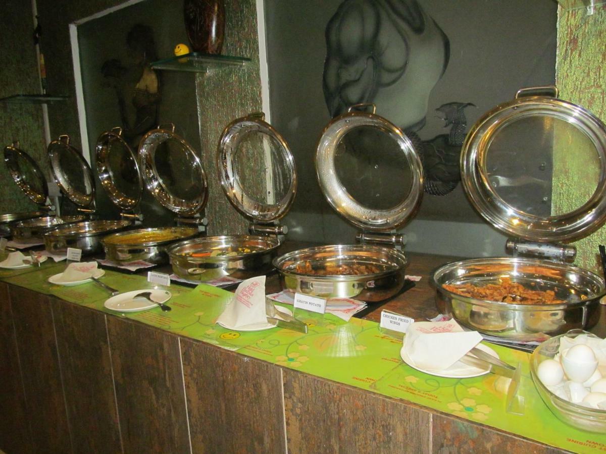 Hotel Radhika Regency Rourkela Exteriör bild